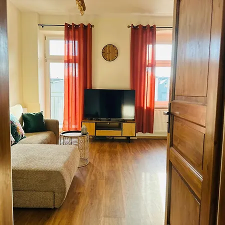 Ratuszowy 公寓 瓦乌布日赫