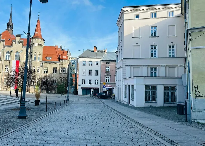 Ratuszowy * Waldenburg